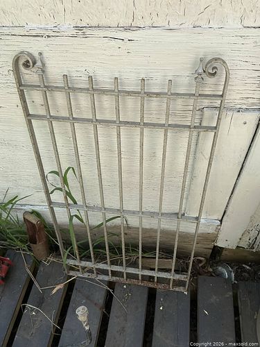 Lot #215 (1 of 5)