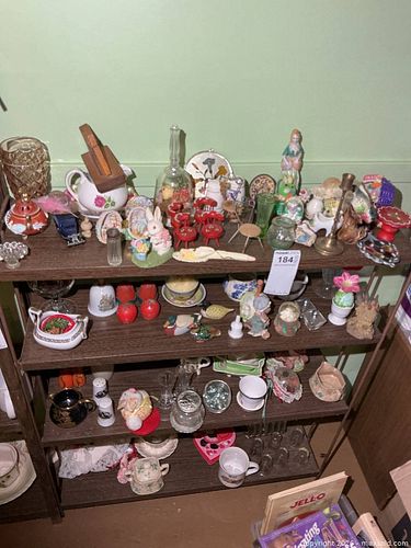 Collectibles B (1 of 17)