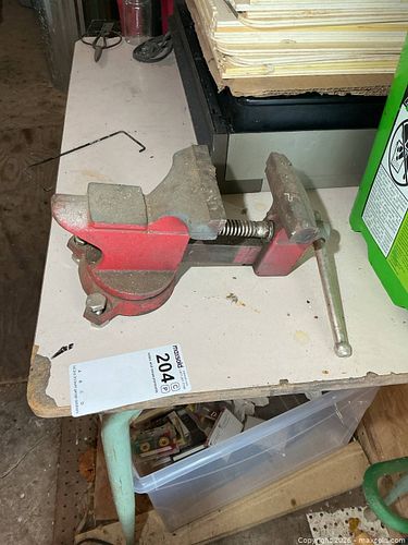 Lot #204 (1 of 6)