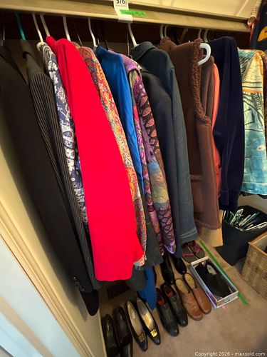 Women's Clothing and Shoes, Sizes Large to XL and 10-11 (1 of 16)