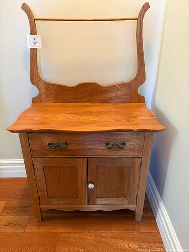 Lot #31 (1 of 10)