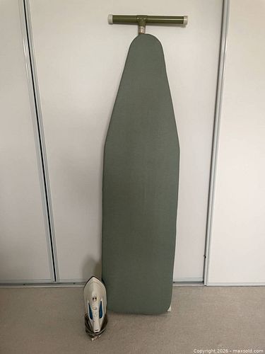 Lot #52 (1 of 4)