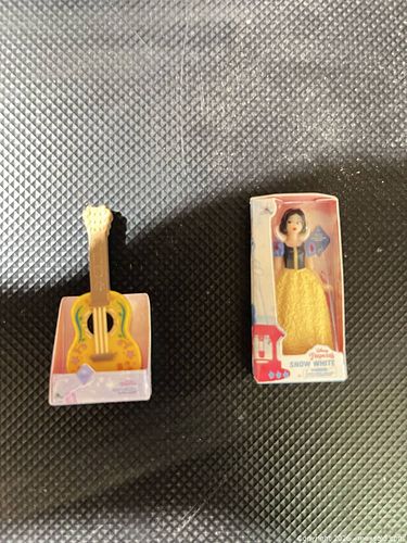 Lot #18 (1 of 5)