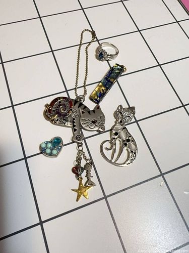Lot #22 (1 of 4)