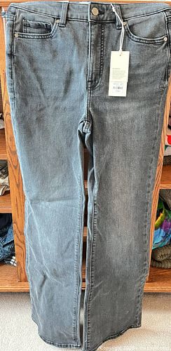 Lot #23 (1 of 18)