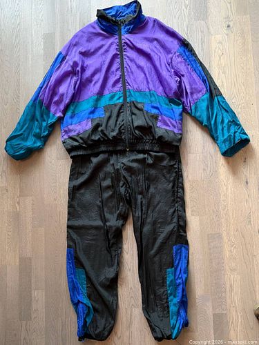 Lot #35 (1 of 10)