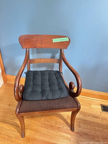 Antique Chair.   B (1 of 11)