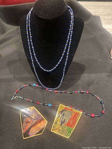 Costume Jewelry.  A  (1 of 8)