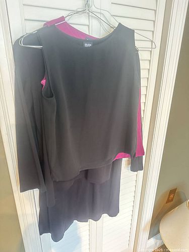 Four Ladies Tops.    A (1 of 14)