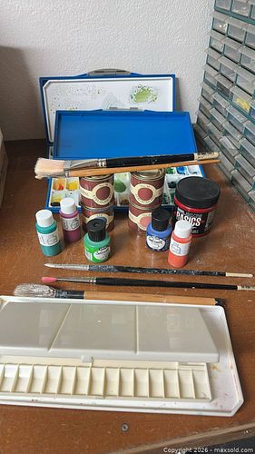 Paints and Brushes.   A  (1 of 8)