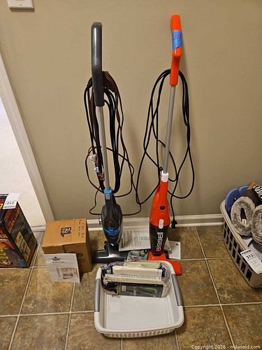 Bissell FeatherWeight & 3-in-1 Stick/Upright Vacuum Models (1 of 11)