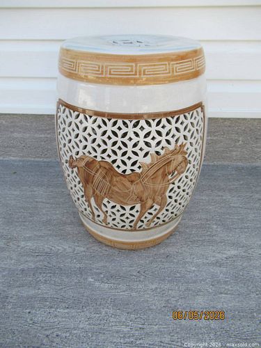 Lot #991 (1 of 5)