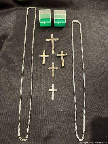 Cross Pendants and Chains Jewelry (1 of 15)