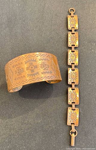 Lot #4513 (1 of 13)