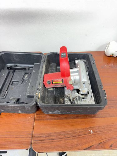Craftsman 6-1/2 inch Corded Circular Saw (1 of 4)