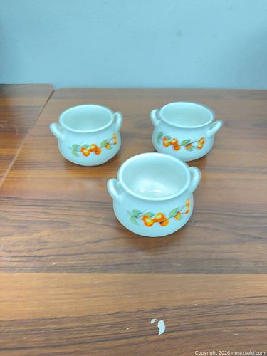 Set of 3 Ceramic Sugar Bowls with Orange Fruit Motif (1 of 4)