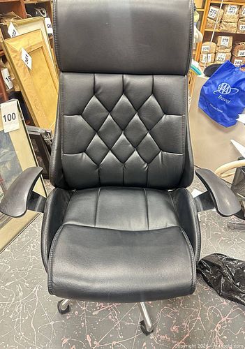 Lot #443 (1 of 6)