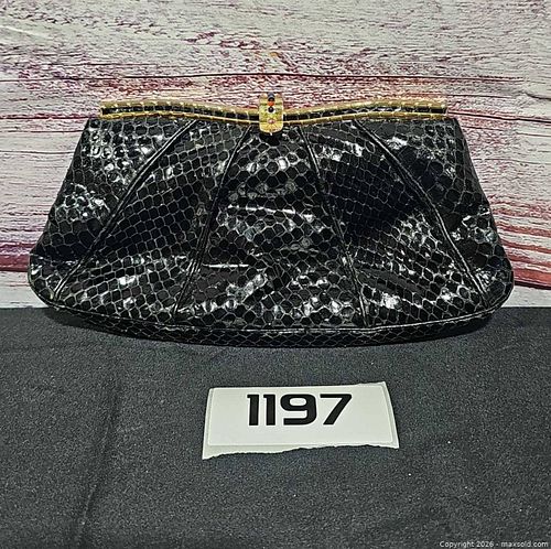 Lot #1197 (1 of 8)