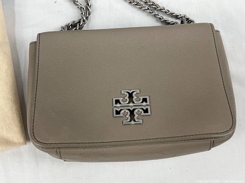 Lot #432 (1 of 4)