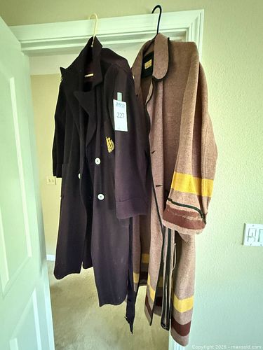 Lot #227 (1 of 8)