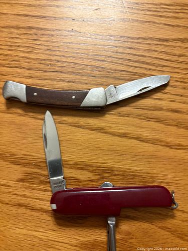 2 cutting tools (1 of 2)
