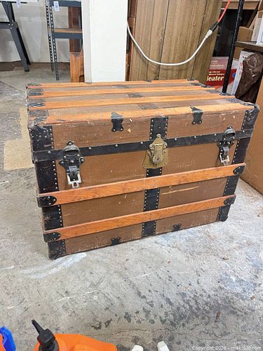Lot #41 (1 of 8)