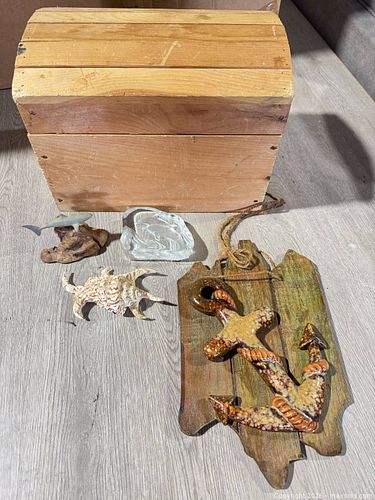 Small Chest and Beach Decor (1 of 9)