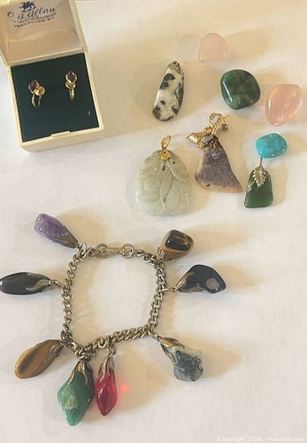 Lot #17 (1 of 18)