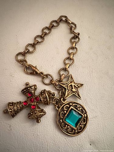 Lot #142 (1 of 4)
