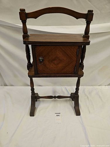 Lot #184 (1 of 10)