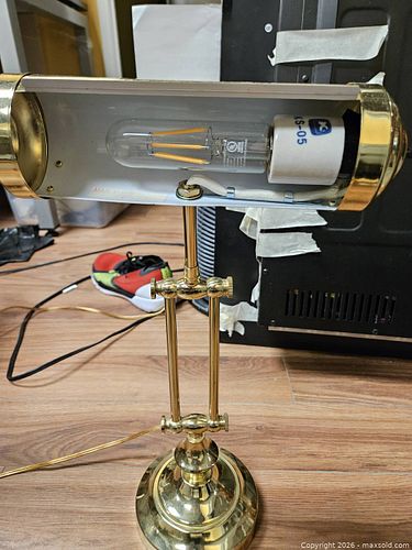 Piano / Banker's Brass Table Lamp, Polished Gold Tone (1 of 4)