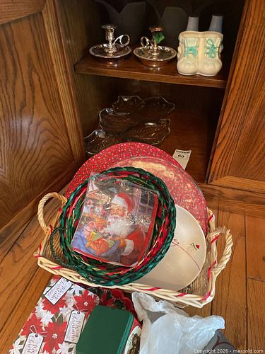 Lot #60 (1 of 17)