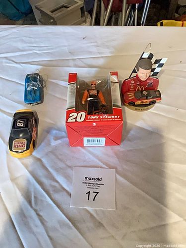 Lot #17 (1 of 9)