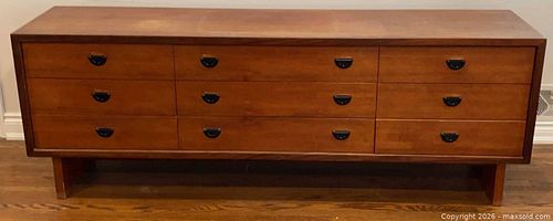 Lot #228 (1 of 9)