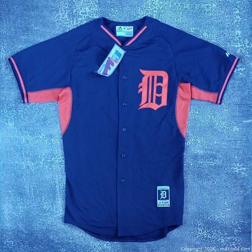 Lot #45 (1 of 12)