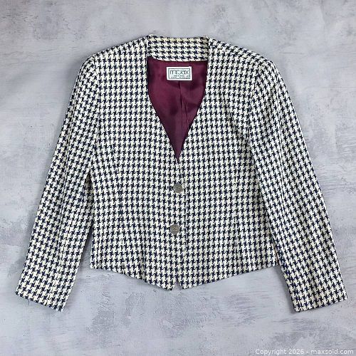 Lot #19 (1 of 7)