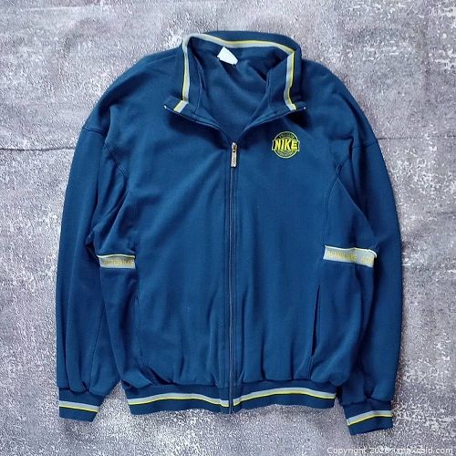 Lot #60 (1 of 11)