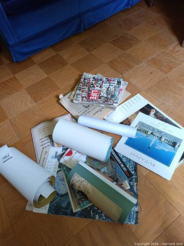 Collectibles B (1 of 11)