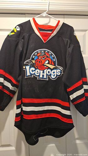 Lot #23 (1 of 8)
