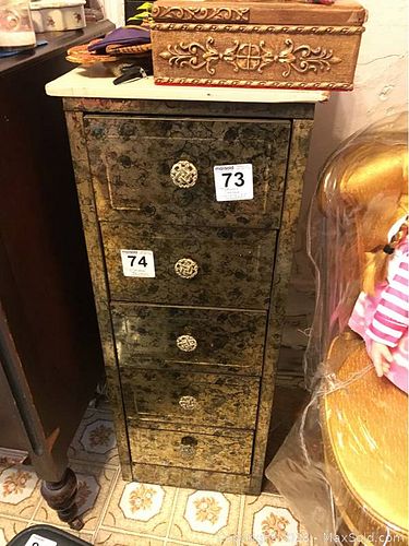 Lot #0073 (1 of 6)
