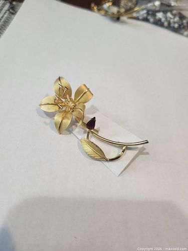 Lot #5 (1 of 4)