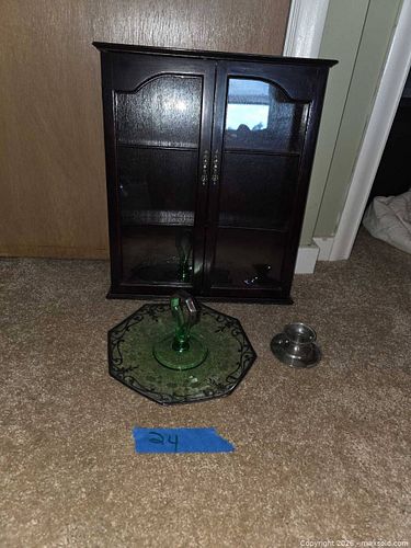 Lot #24 (1 of 7)