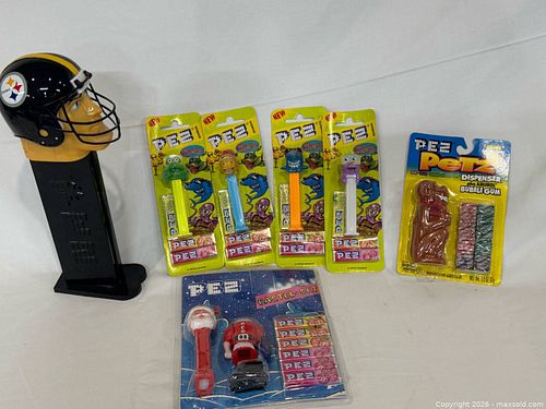 Vintage Sealed PEZ Dispensers, PEZ Petz & Steelers Giant Dispenser Collection (1 of 7)