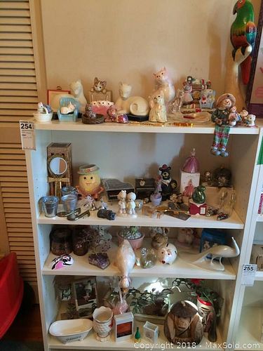 Lot #0254 (1 of 11)