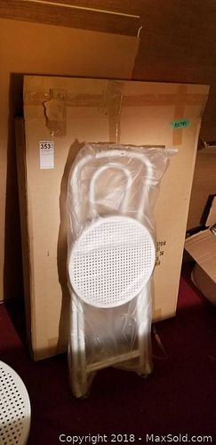 Lot #0353 (1 of 11)