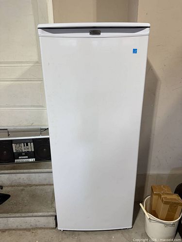Lot #259 (1 of 9)
