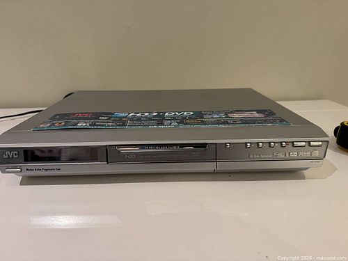 Lot #48 (1 of 8)