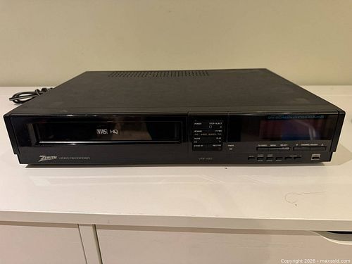Lot #49 (1 of 9)