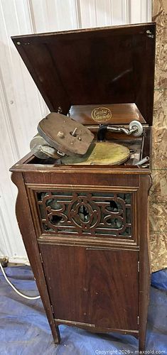 Lot #70 (1 of 15)