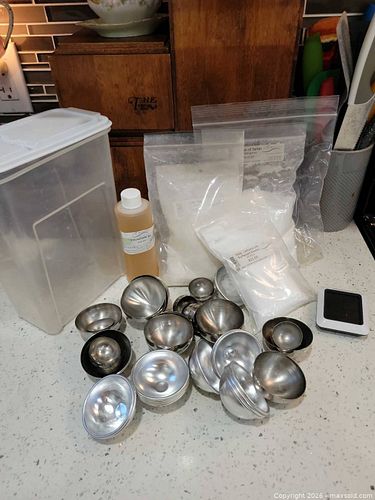 Mixed Craft Dapping Molds, Containers, Powders & Accessories for Bath Salts making (1 of 3)